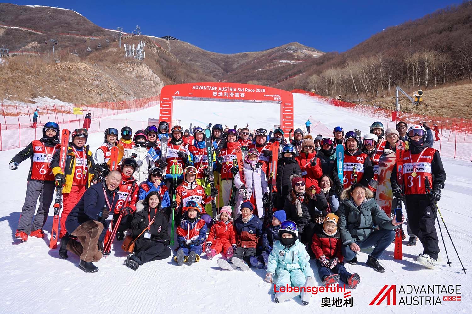 奥地利滑雪选手瞄准冠军，冲刺决赛