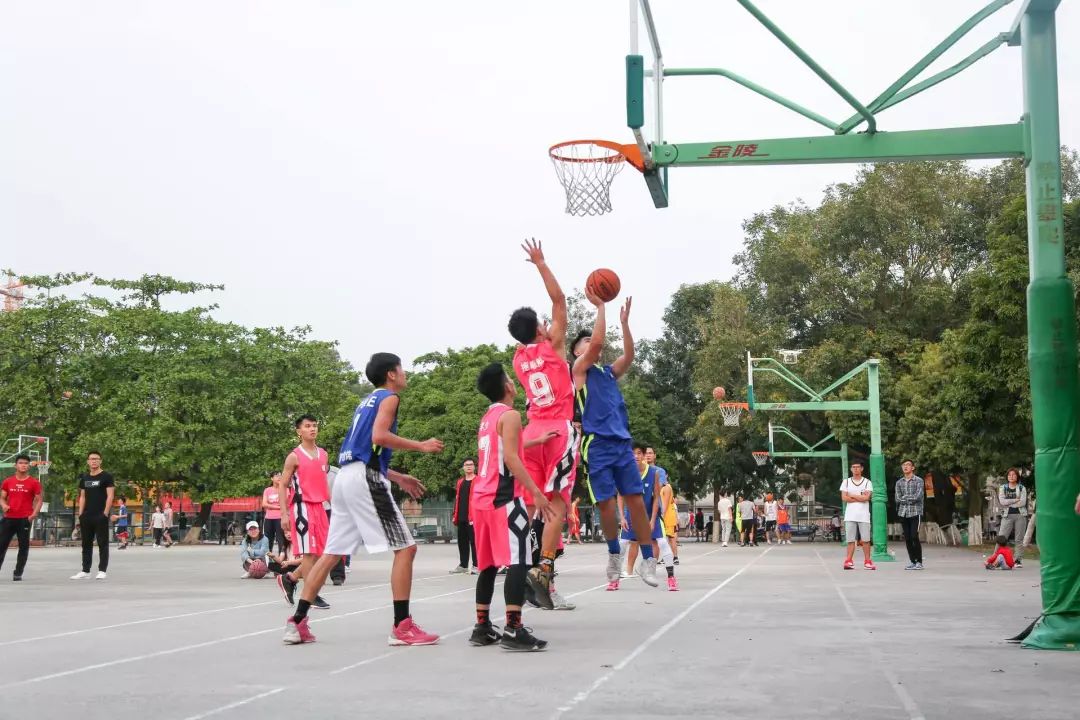 本轮比赛完美谢幕，背后是队员们的拼搏付出